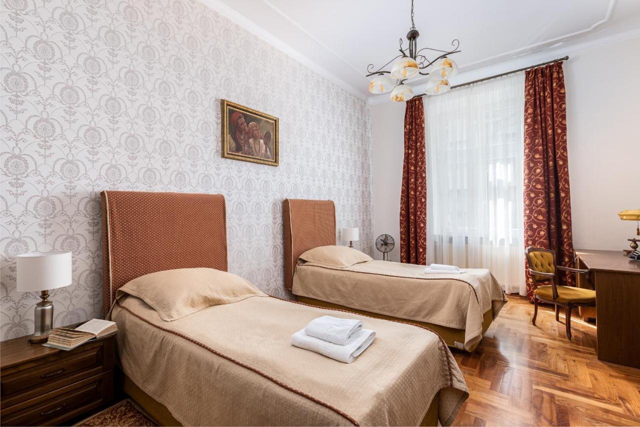 Best Location To Explore Krakow Spacious 105M2 ภายนอก รูปภาพ