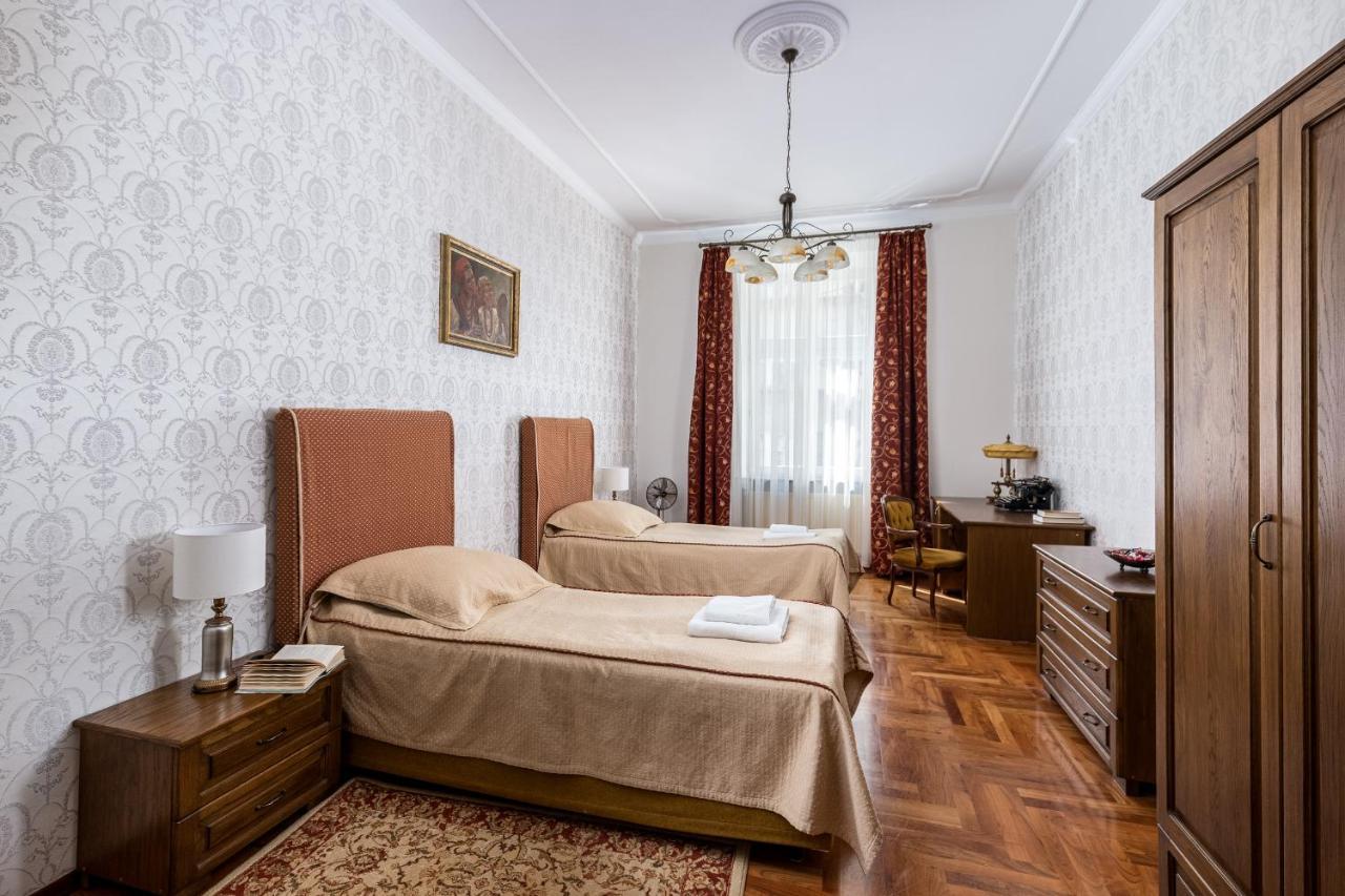 Best Location To Explore Krakow Spacious 105M2 ภายนอก รูปภาพ