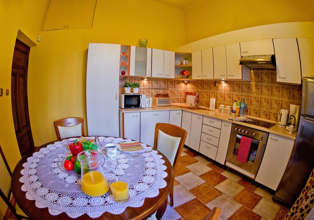 Best Location To Explore Krakow Spacious 105M2 ห้อง รูปภาพ
